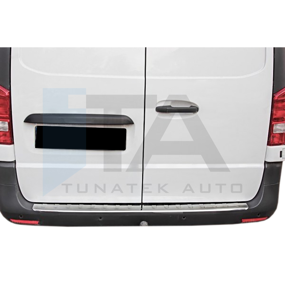 >2014 - Trunk Lid Trim