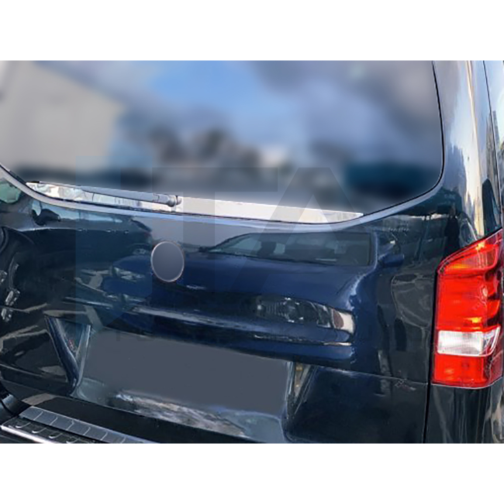 >2014 - Rear Window Lower Trim